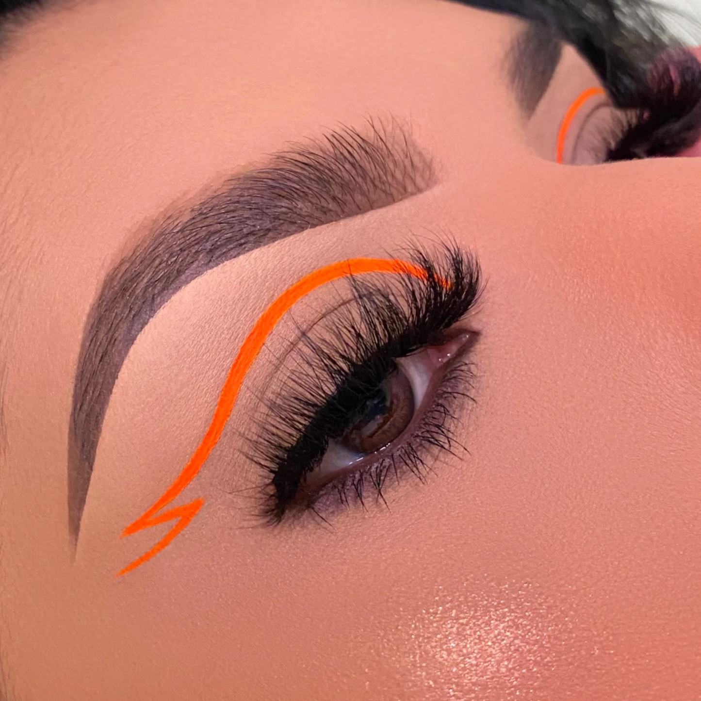 Dare to be Bright Eyeliner